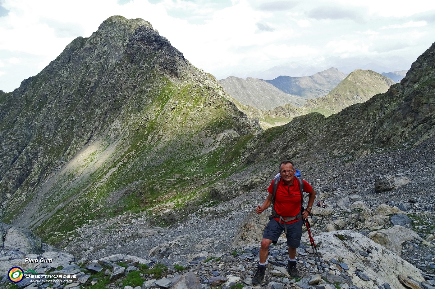 29 Vista sul Passo e Pizzo di Cigola.JPG -                                